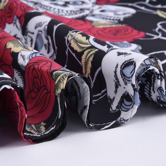 Sleeveless Halter Skull Dress in Red - Picture 4 of 8